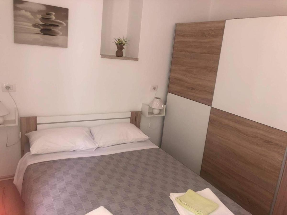 Apartmani Dokic Bale Exterior foto